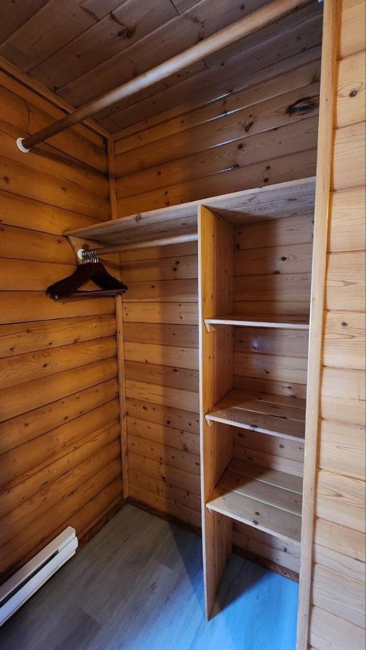 Mt. Revelstoke Alpine Chalets Εξωτερικό φωτογραφία